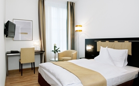 Standard double queen bed rooms in Sorell Hotel Tamina Bad Ragaz