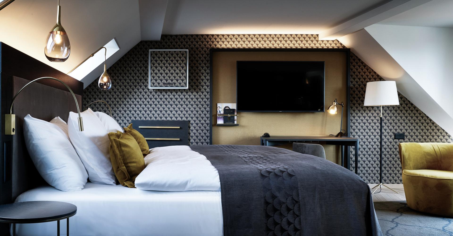 Bett im Delux Doppelzimmer im Hotel Seefeld