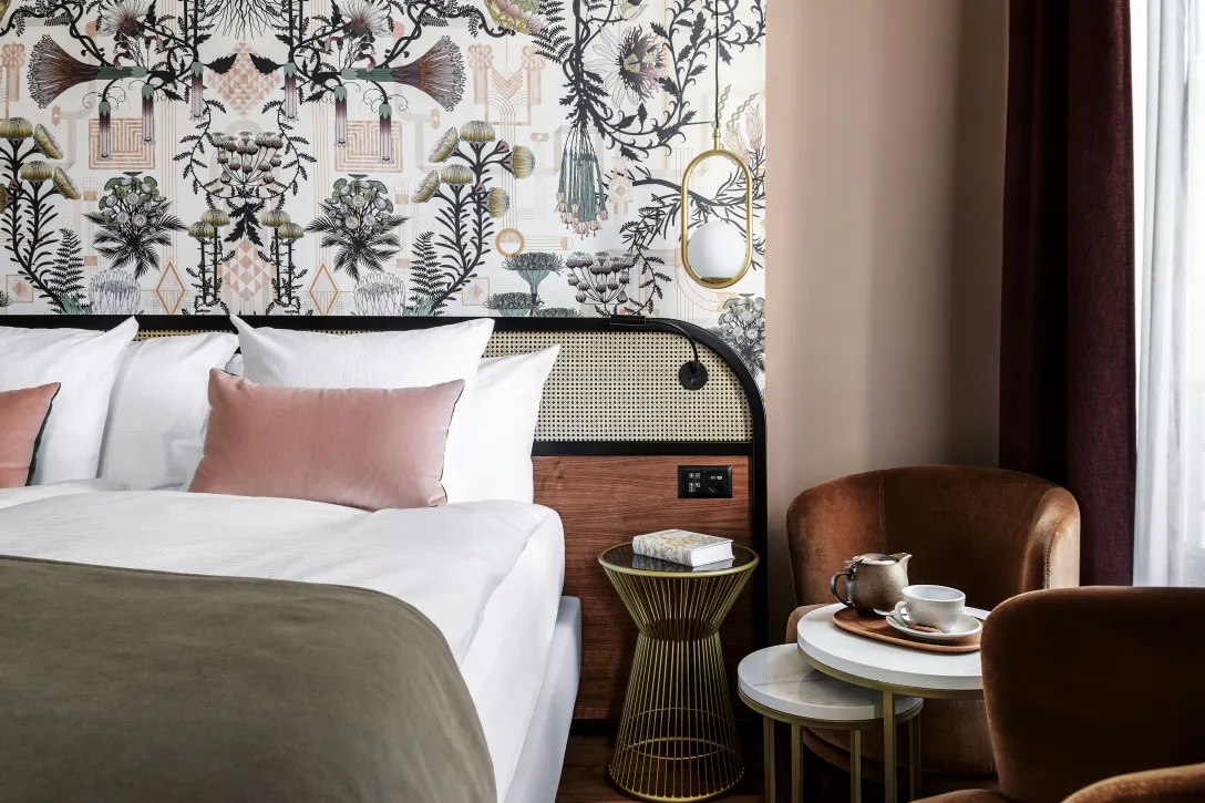 Sorell Hotel Seidenhof 2-room apartment Bedroom with sitting area