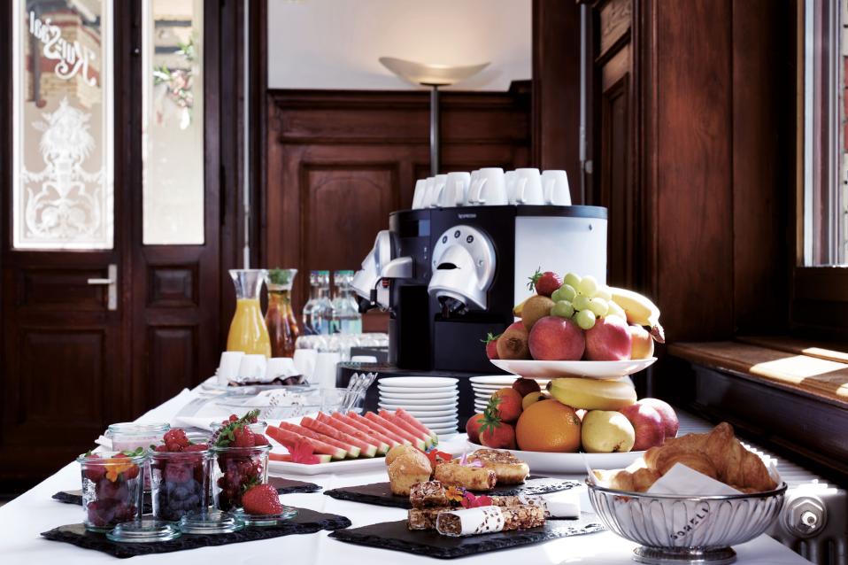 Snacks und Getränke im Kursaal 1 im Hotel Zürichberg