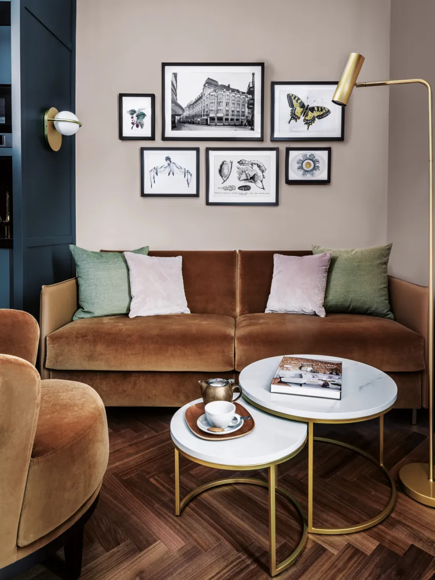 Sofa in the suite of the Sorell Hotel Seidenhof