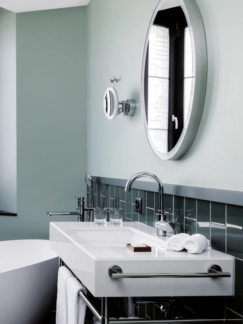 Bathroom with bathtub at the Sorell Hotel Seidenhof