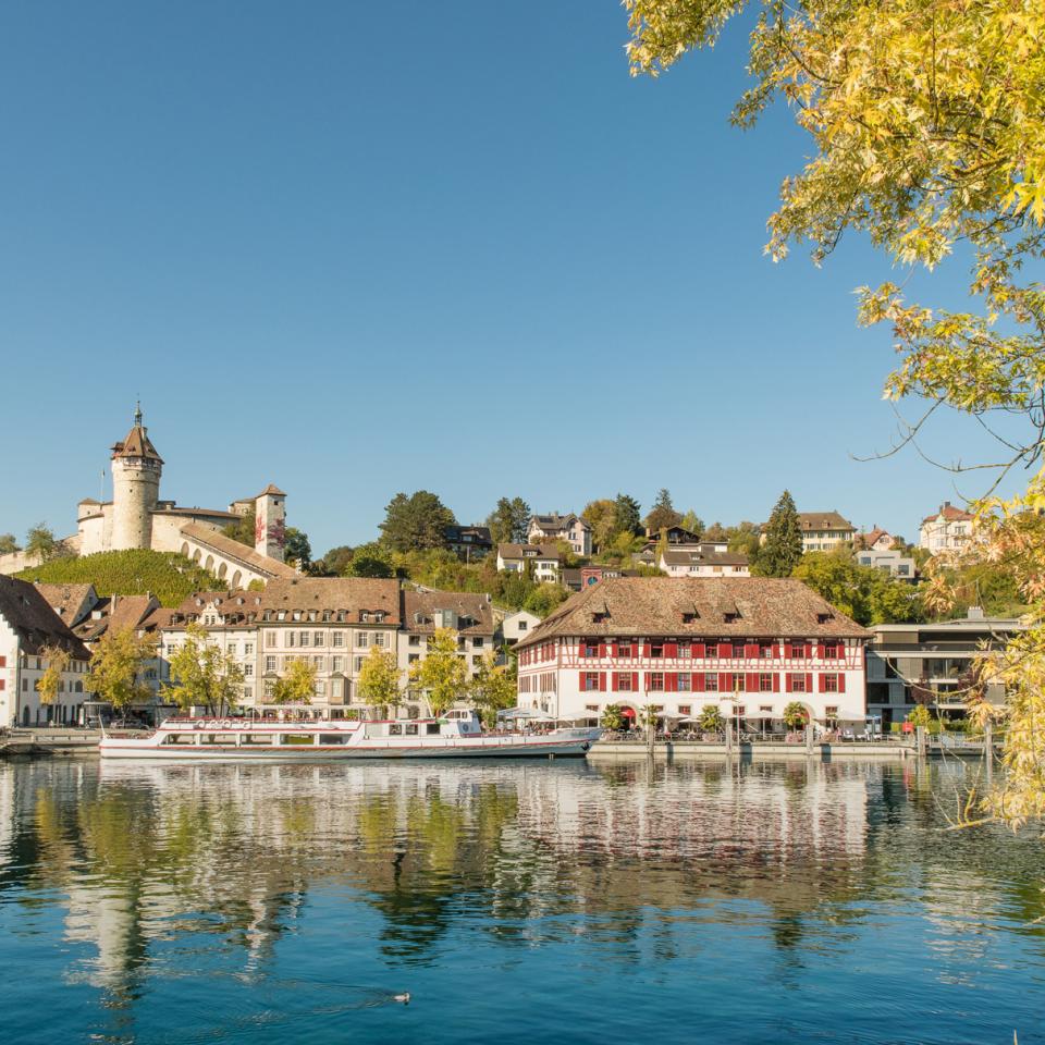 Schiffländi in Schaffhausen mit dem Munot im Hintergrund