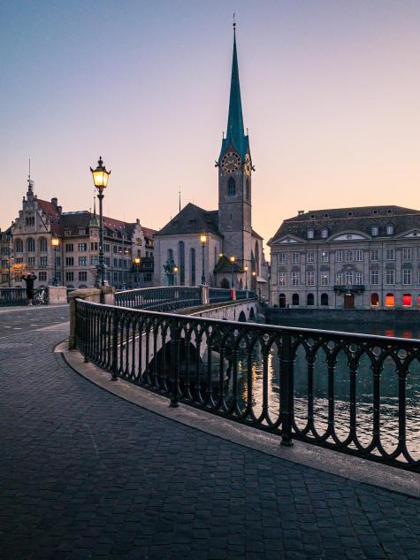 Sehenswürdigkeit in Zürich die Kirche Fraumünster